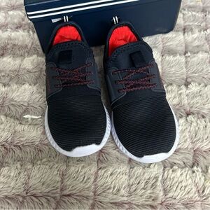 Nautica Boys Sneakers Size 10